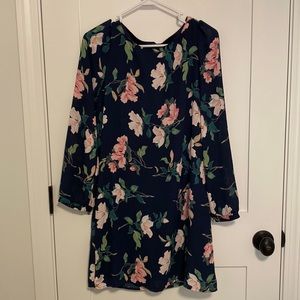Lulu’s navy floral long sleeve dress, size SM